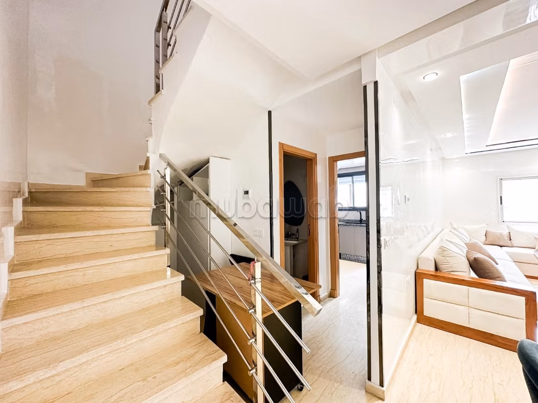 Volledig gemeubileerd duplex appartement