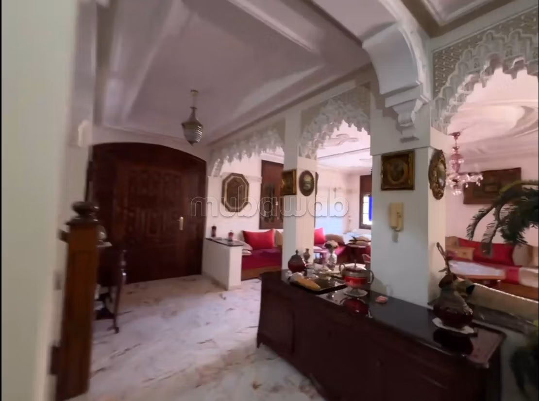 Villa d'angolo con 3 facciate a Ben Yakhlef