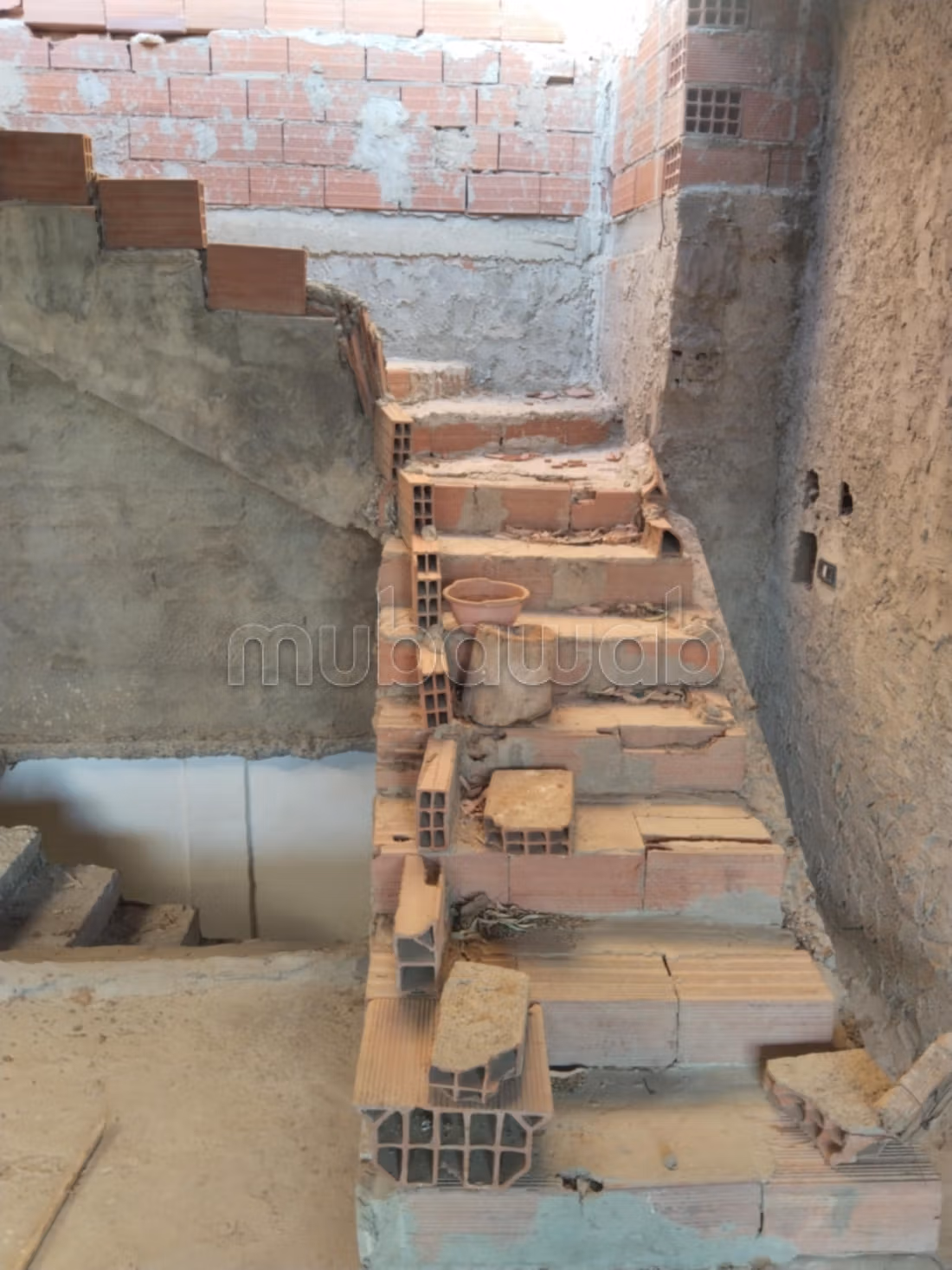 Casa in vendita a Cité Errimel. Superficie 85 m²