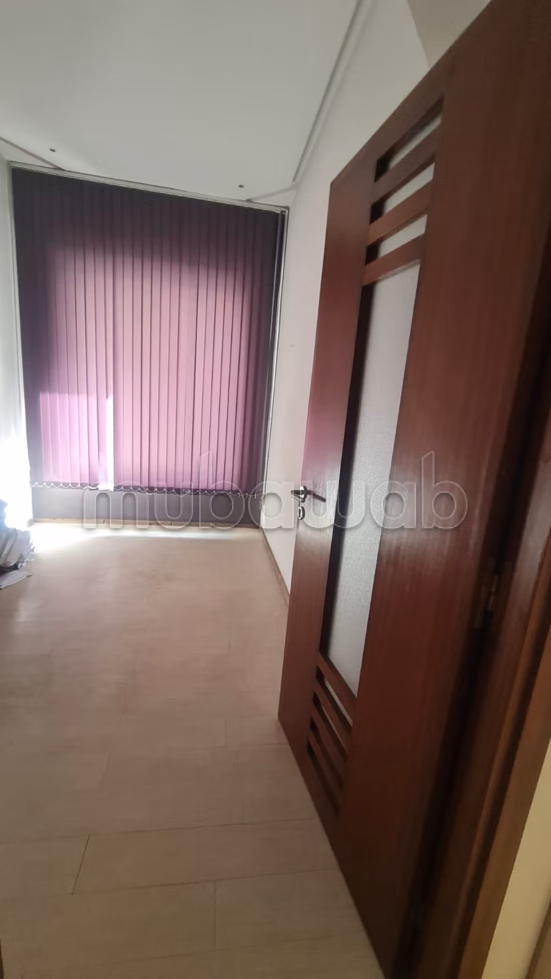 2 Mars – Local comercial de esquina en venta