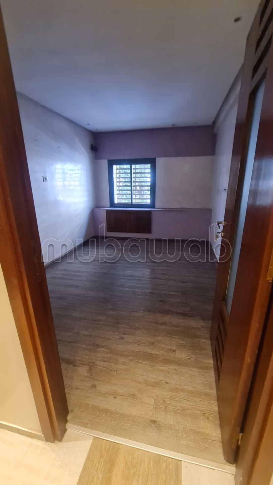 2 Mars – Local comercial de esquina en venta