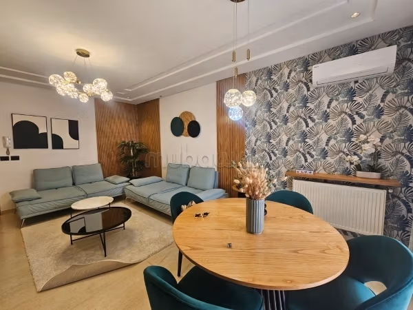 A vendre un appartement s3 meublé à l'Aouina