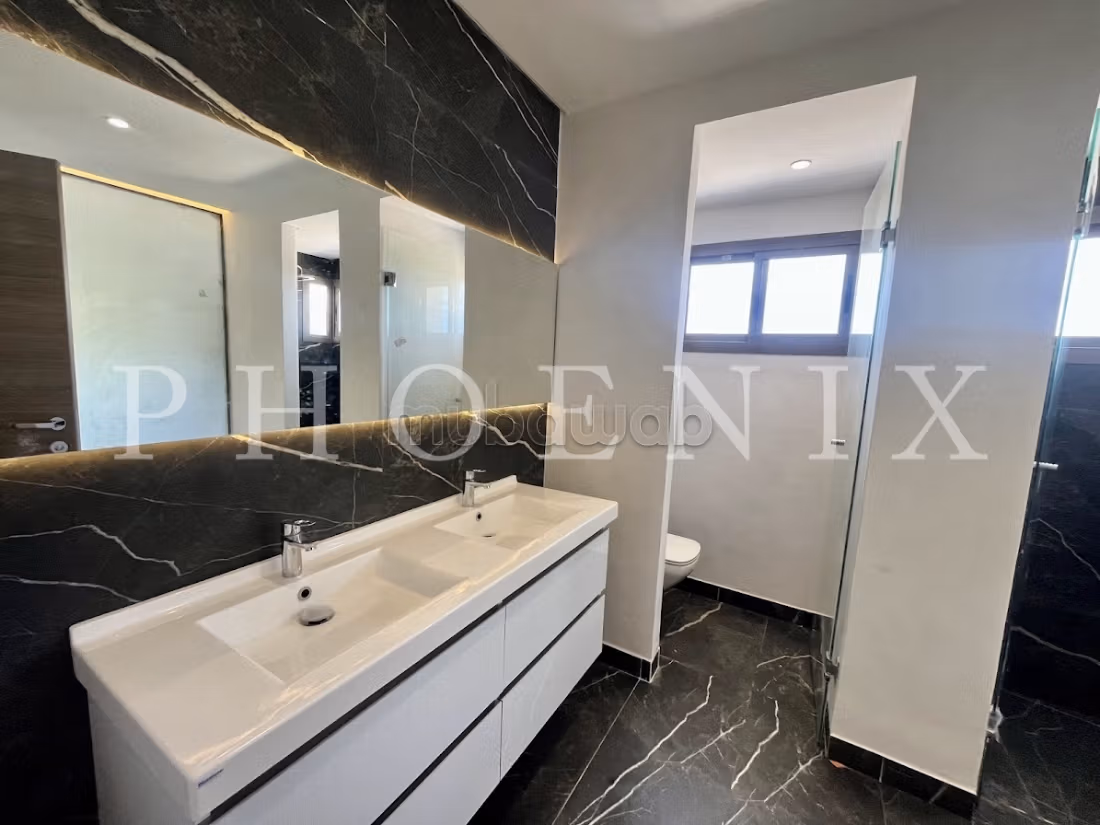Villa S3 nuova con piscina a Gammarth
