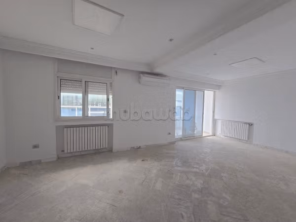 Location bureau H4 au lac 1