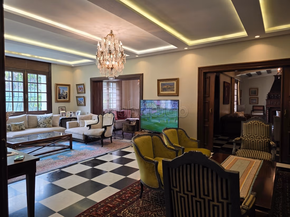 Villa moderne avec piscine sur Abdelkrim Khattabi
