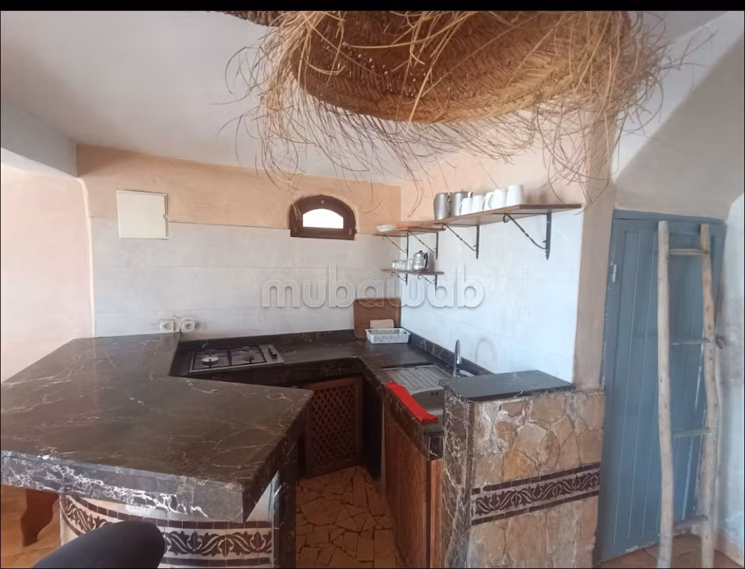 Superbe appartement à louer à Taghazout. 1 Pièce. Salon traditionnel marocain