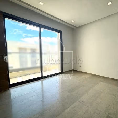 In vendita un appartamento S2 nuovo a Chotrana 1