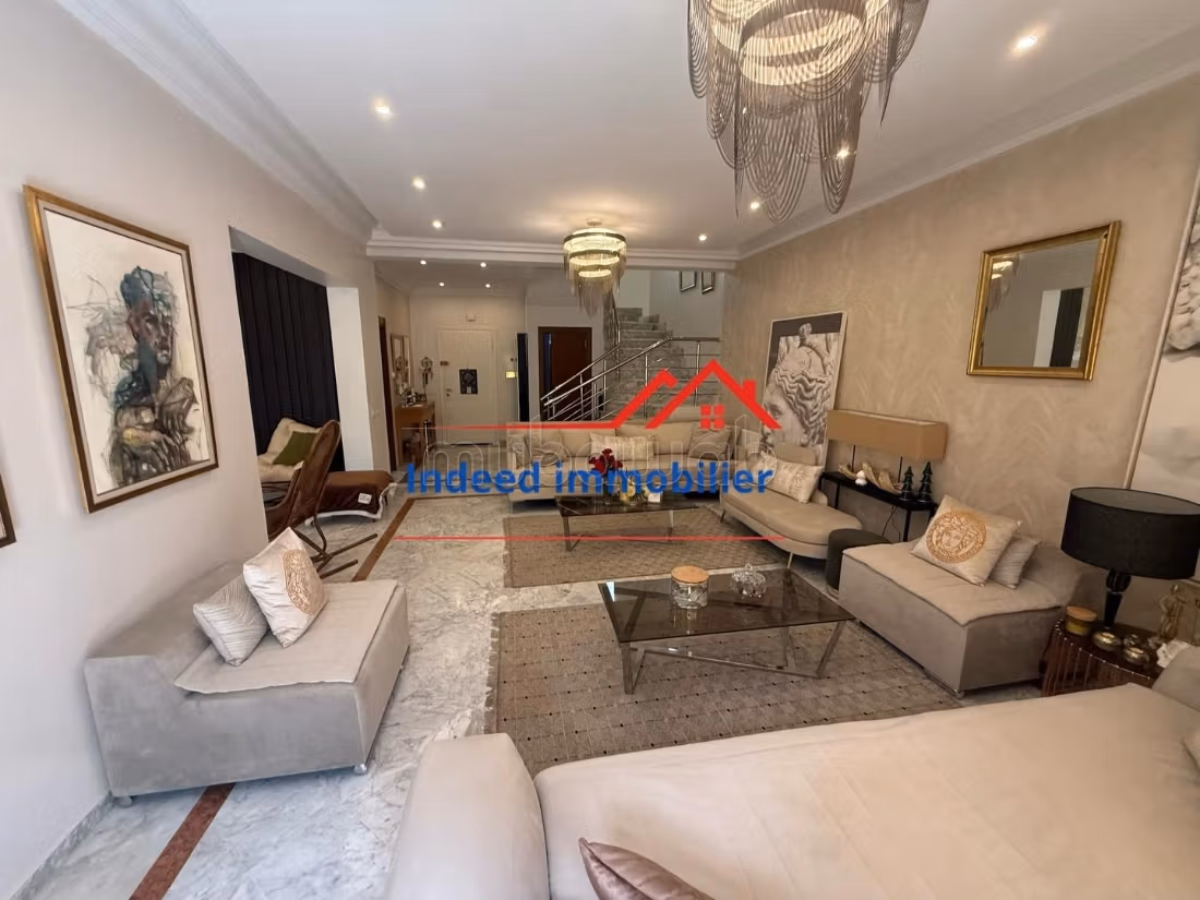 Superbo duplex in vendita a Nasser 2