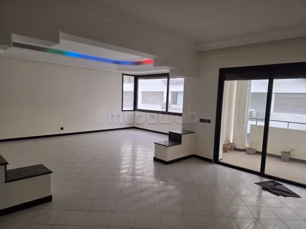 Grande appartamento in affitto a Racine