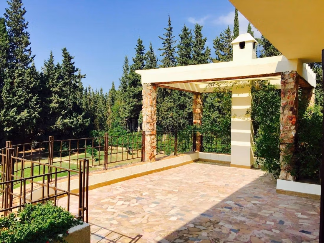 Villa location in MORNAG