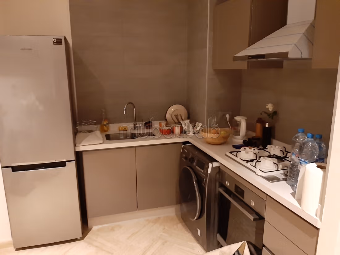 Studio location cfc opposite American consulate