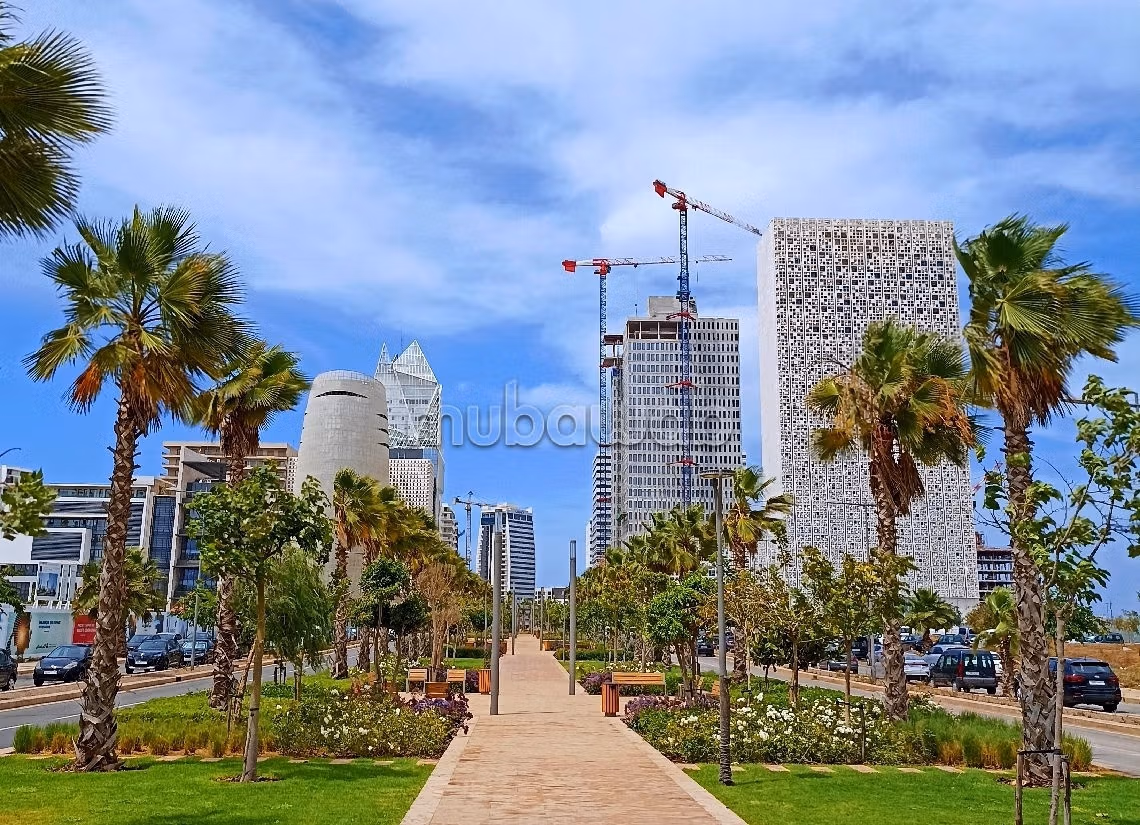 Studio location cfc opposite American consulate