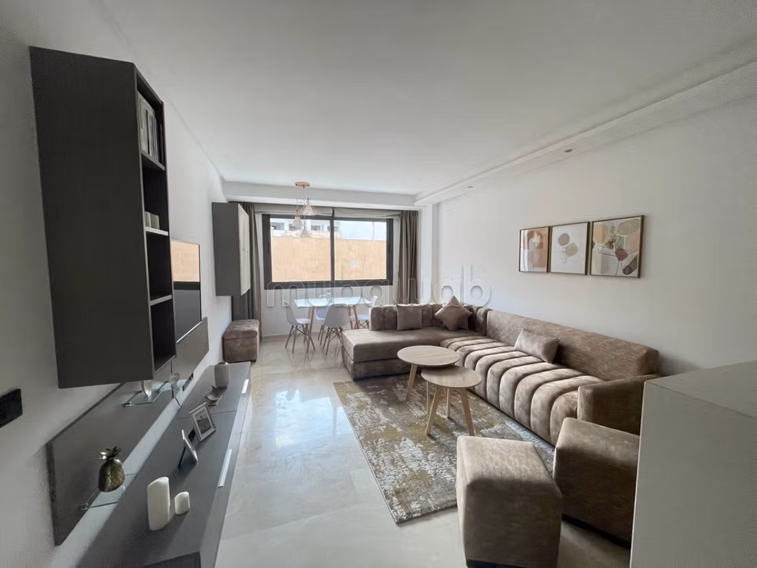 Studio de 54m2 au quartier des hopitaux — 3