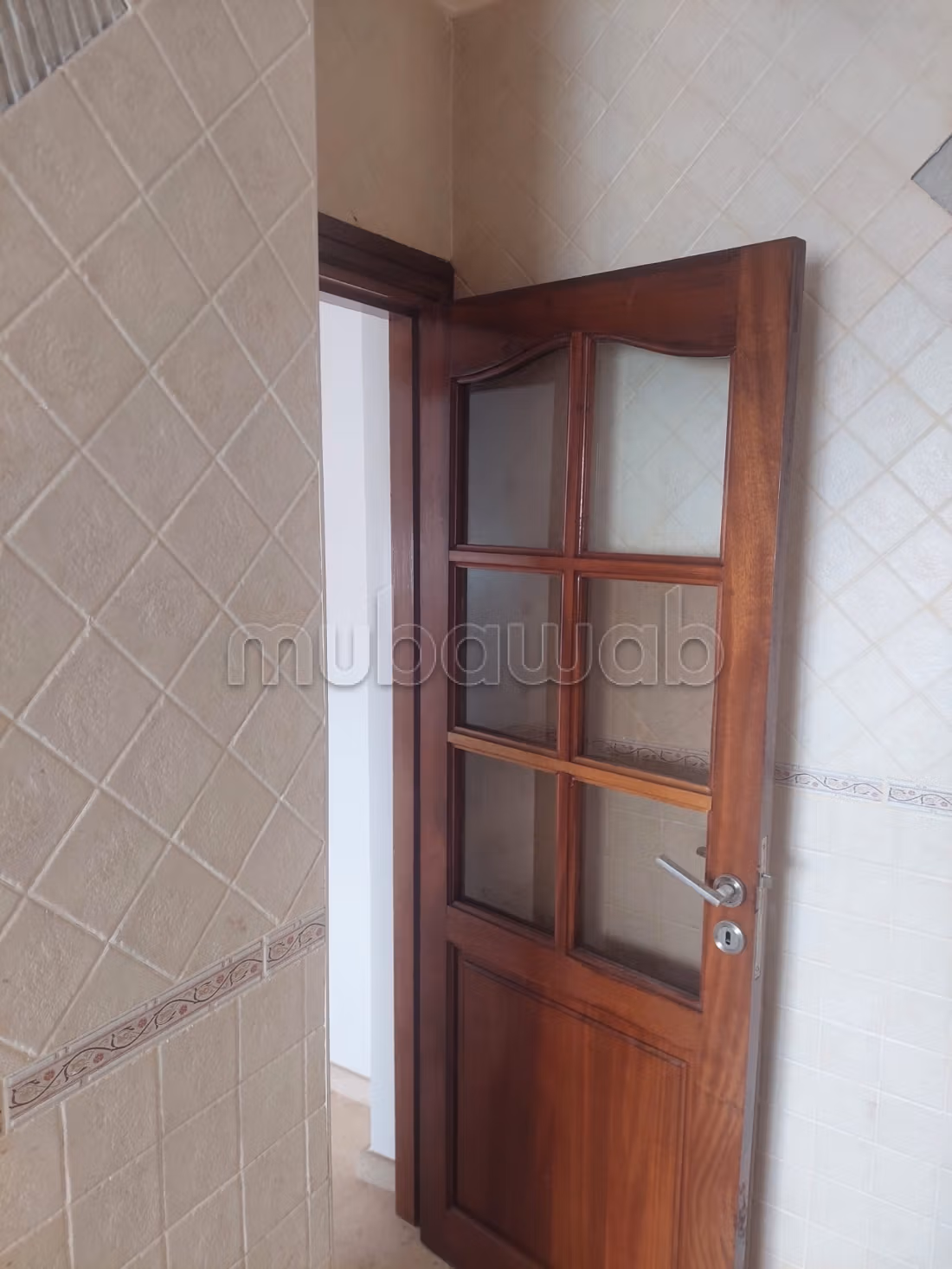شقة جميلة للكراء ب وسط المدينة. 2 قطع كبيرة. كراج