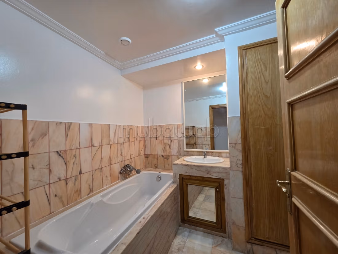 Appartement 200 m² à Ain Diab Extension — 15