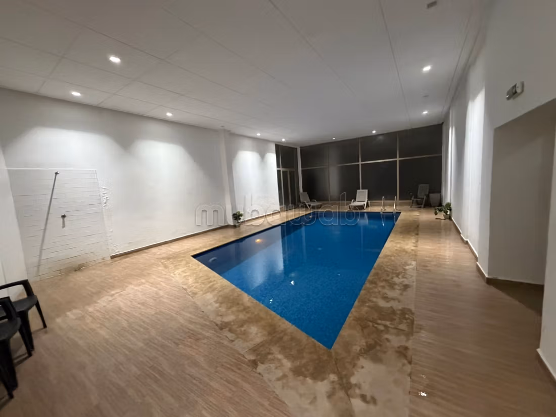 T3 location HIVERNAGE piscine inter'