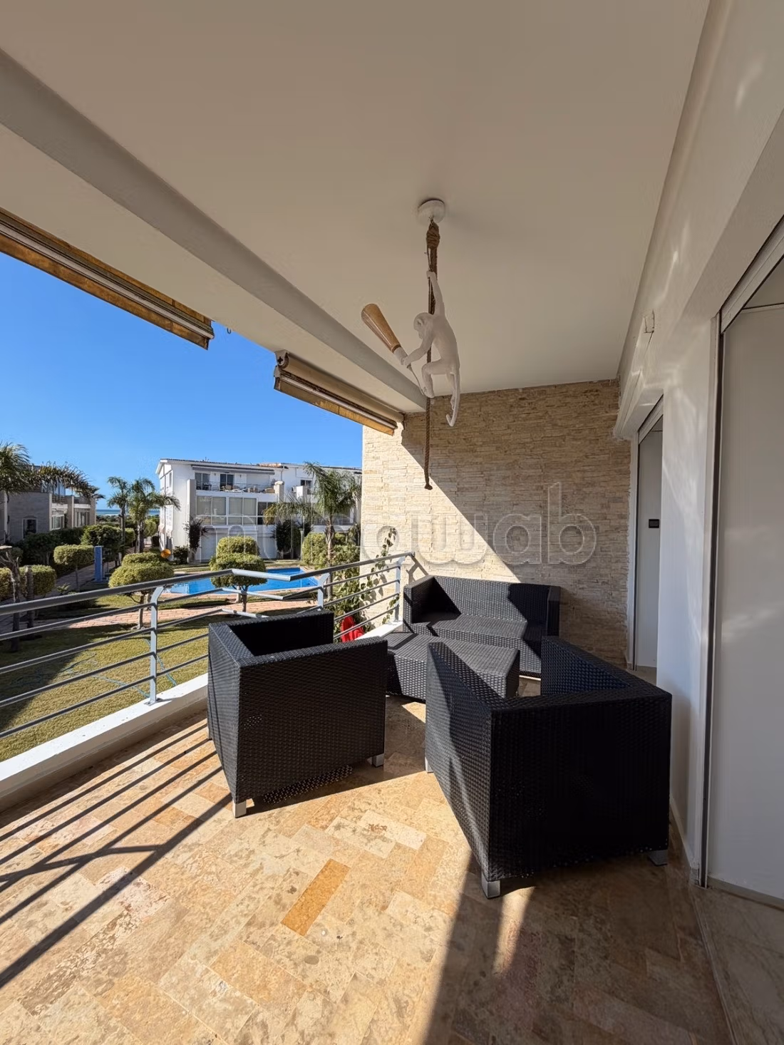 Te koop: appartementen. 3 Ruimtes. Volledig gemeubileerd
