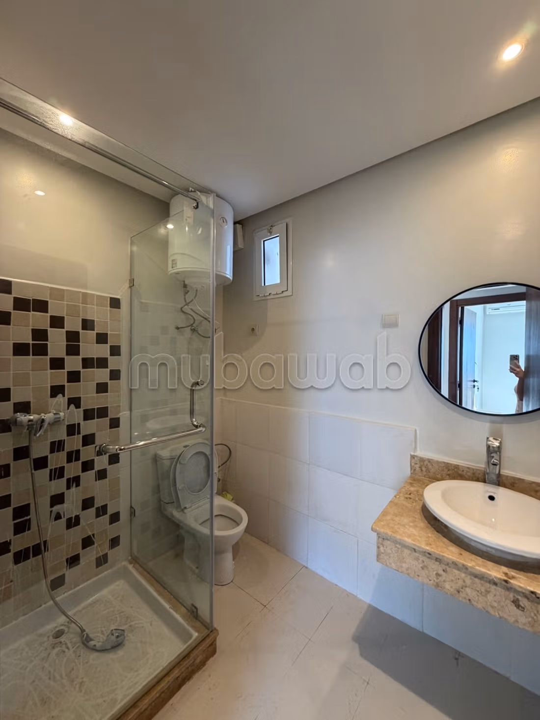 Te koop: appartementen. 3 Ruimtes. Volledig gemeubileerd