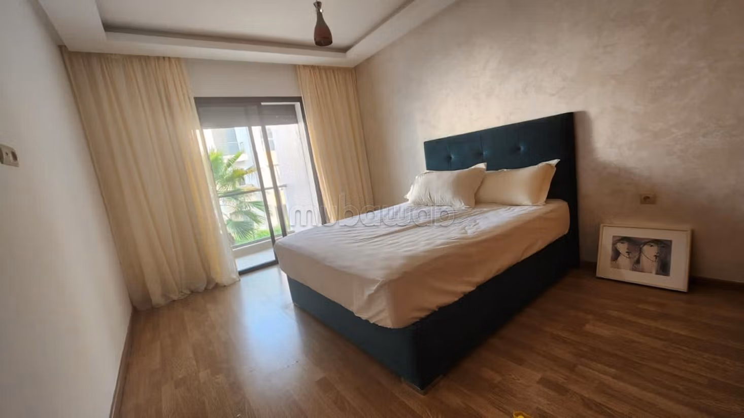 Te koop: appartementen. 3 Ruimtes. Volledig gemeubileerd
