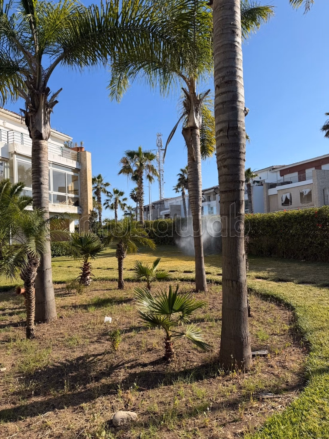 Te koop: appartementen. 3 Ruimtes. Volledig gemeubileerd