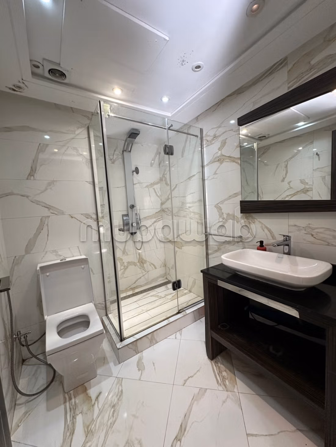 Studio en vente au quartier racine