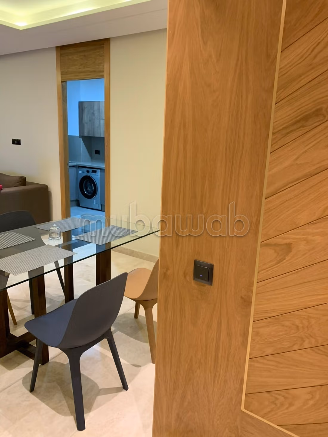 Louez cet appartement à Les princesses. Surface totale 98 m². Bien meublé — 6