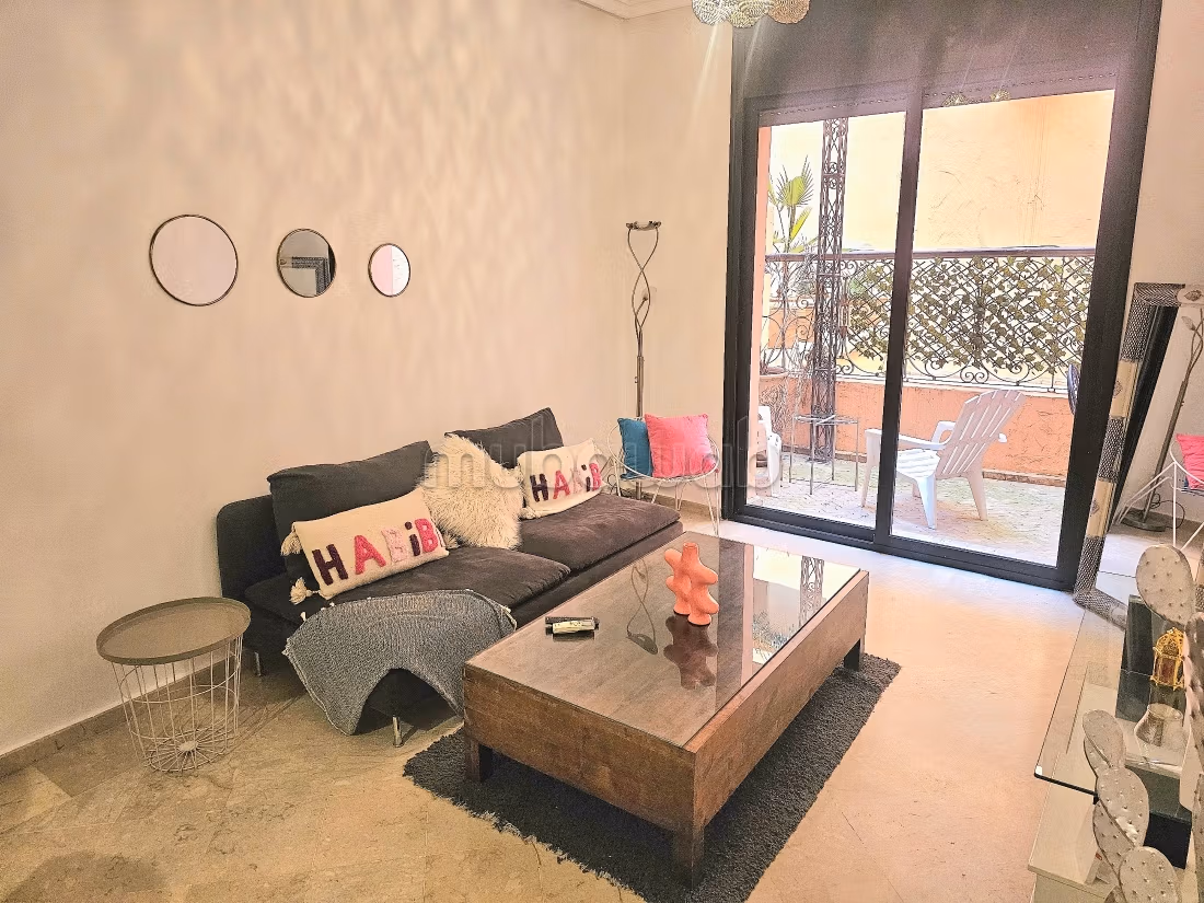 Appartement à l'achat à Guéliz. 1 Pièce. Piscine et air conditionné