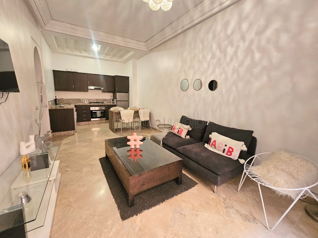 Appartement à l'achat à Guéliz. 1 Pièce. Piscine et air conditionné — 2