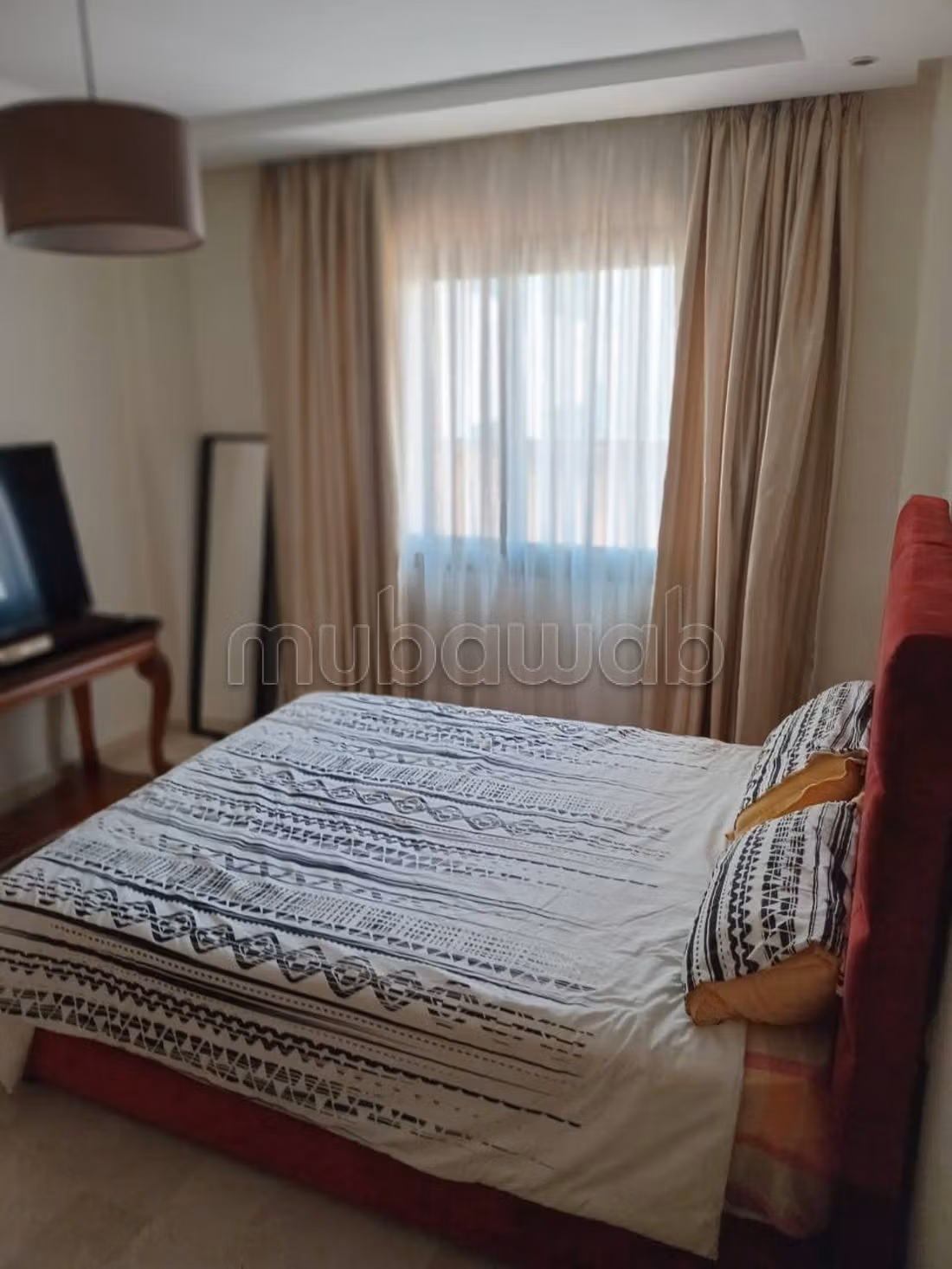 Splendido appartamento in affitto a Lusitania. 2 belle camere da letto. Arredato