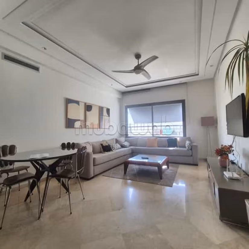 Appartamento di 50,0 m² in Affitto a Casablanca, Triangolo d'Oro
