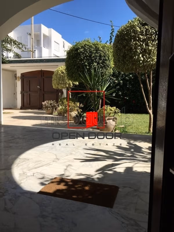 A louer Villa S4 plain pied avec jardin à la Marsa