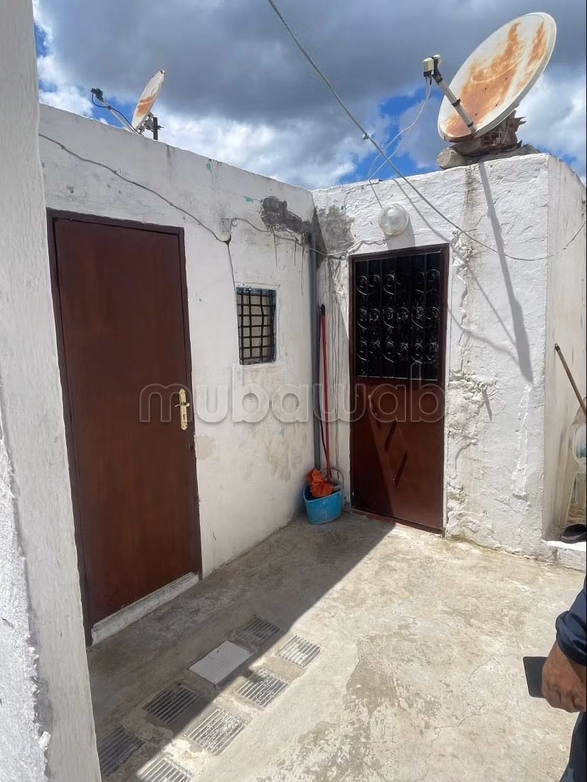 Piso en venta en Mellah. Pequeña superficie 120 m²