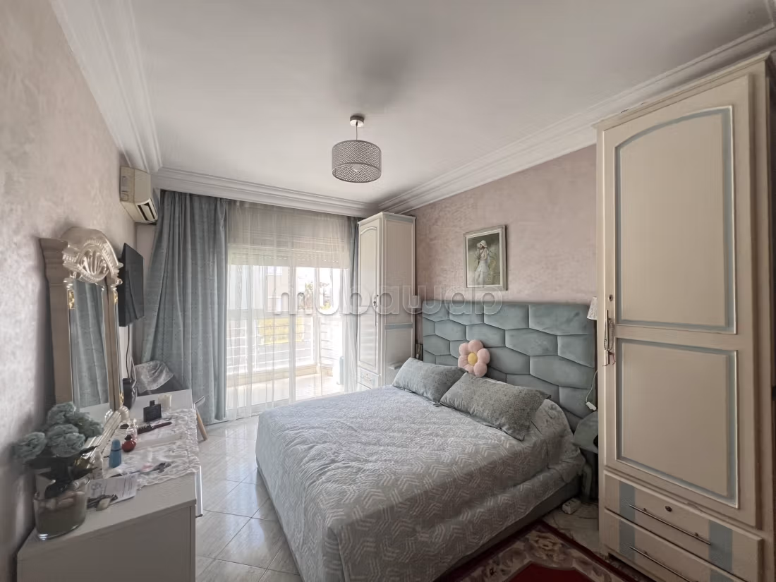 Dos habitaciones en venta / California