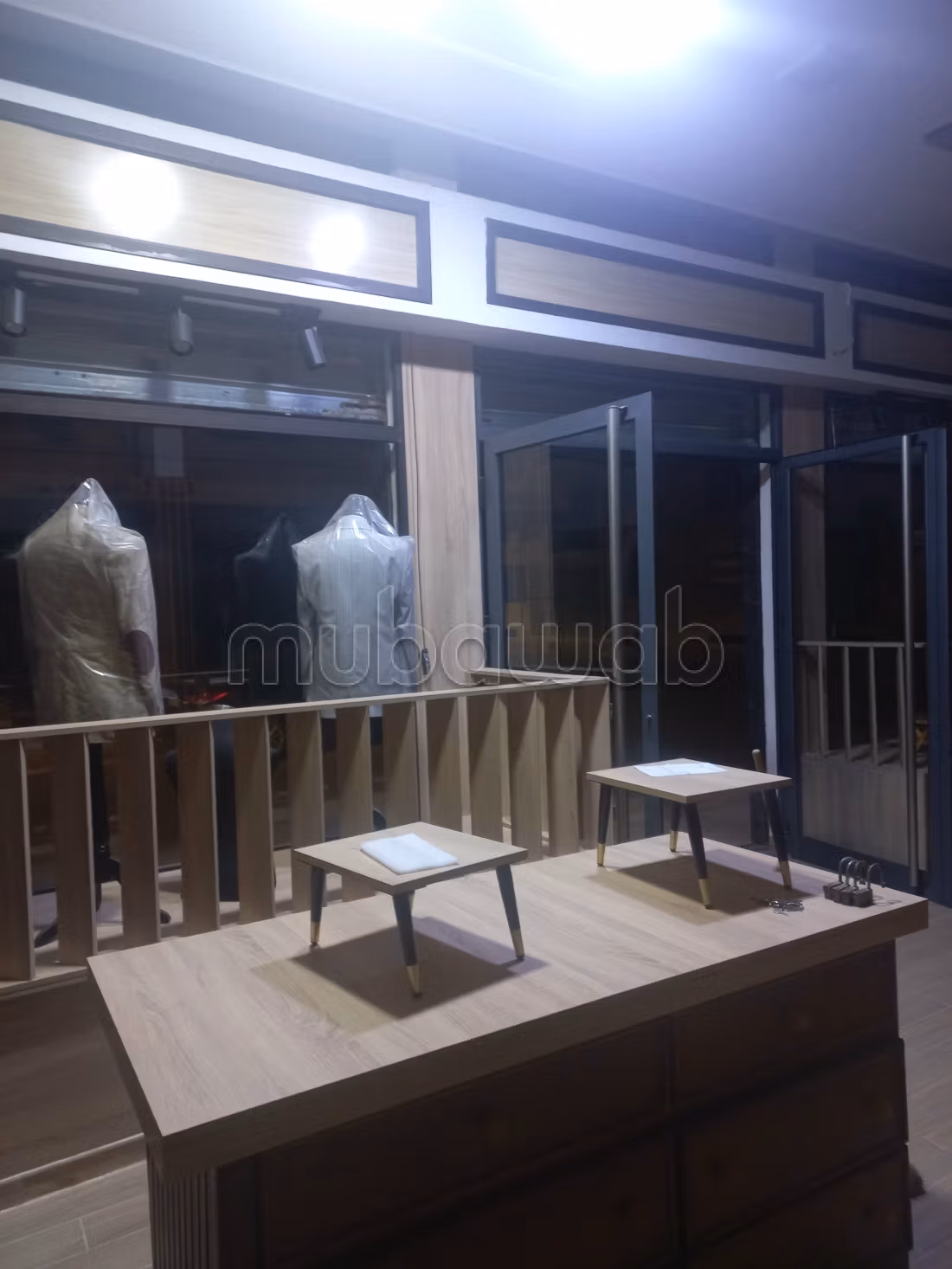 Local commercial en location en Centre ville.
Surface de 140 m².
Climatisation
