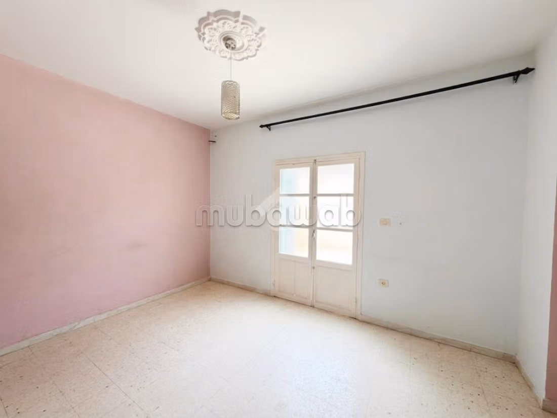 Semi-detached house for sale