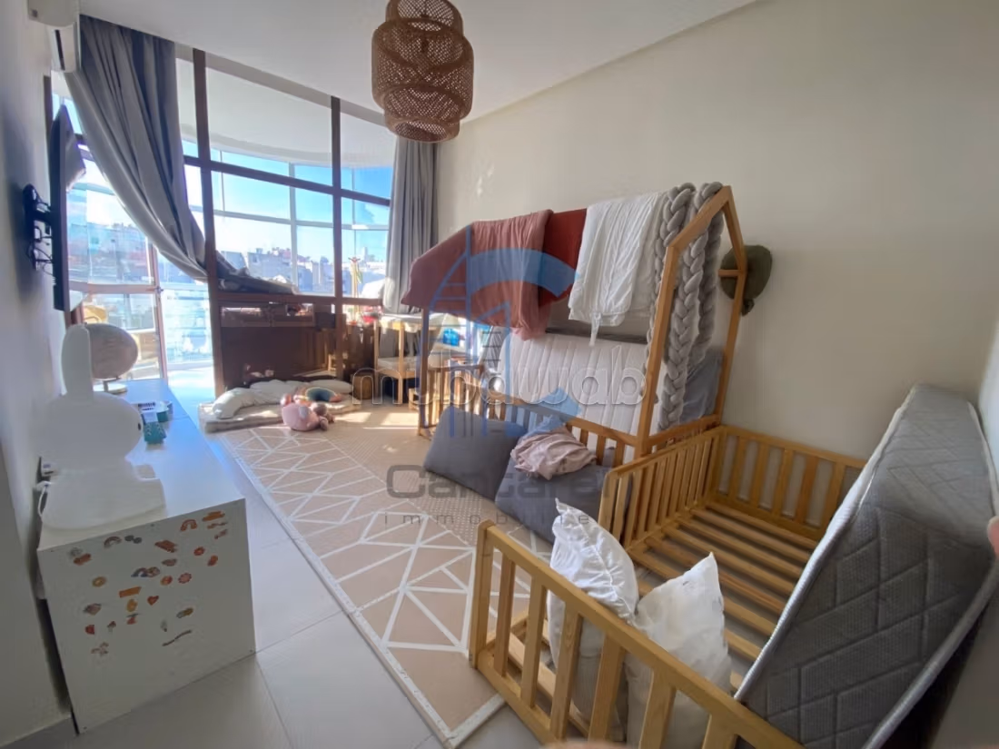 Magnificent renovated apartment for sale in Gauthier
