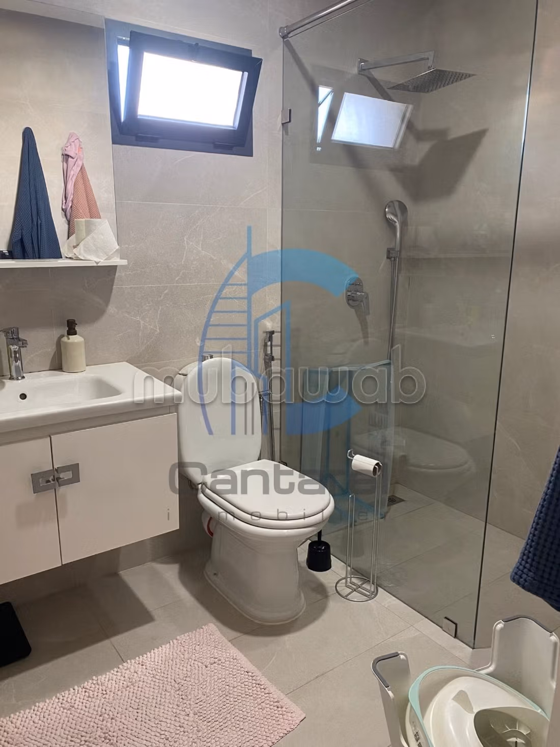 Magnificent renovated apartment for sale in Gauthier