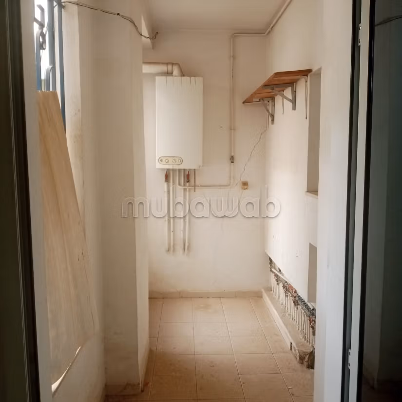 A vendre appartement a ennasr 2