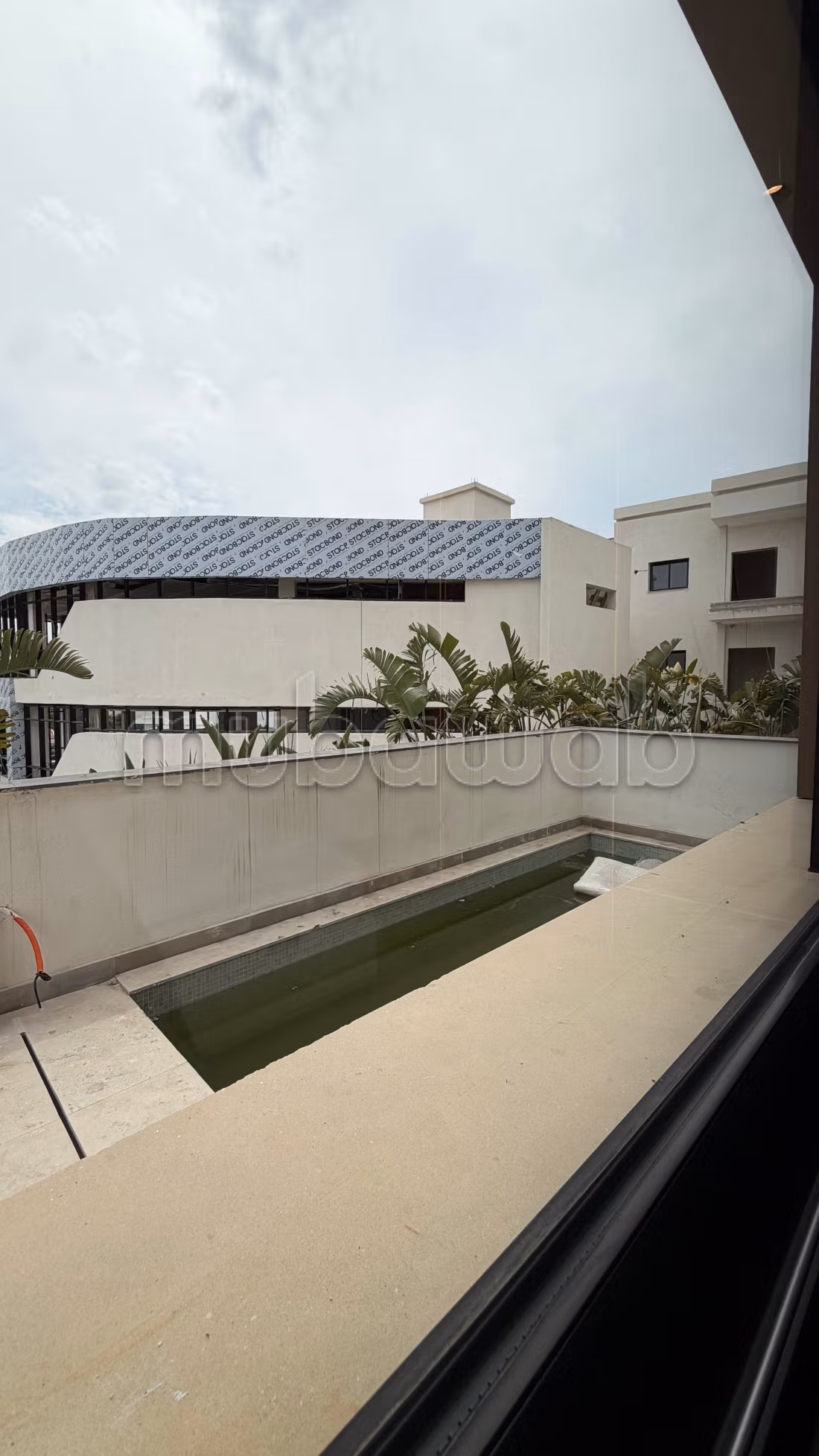 Great apartment for rent in Du Golf. 6 large rooms. Ample storage space