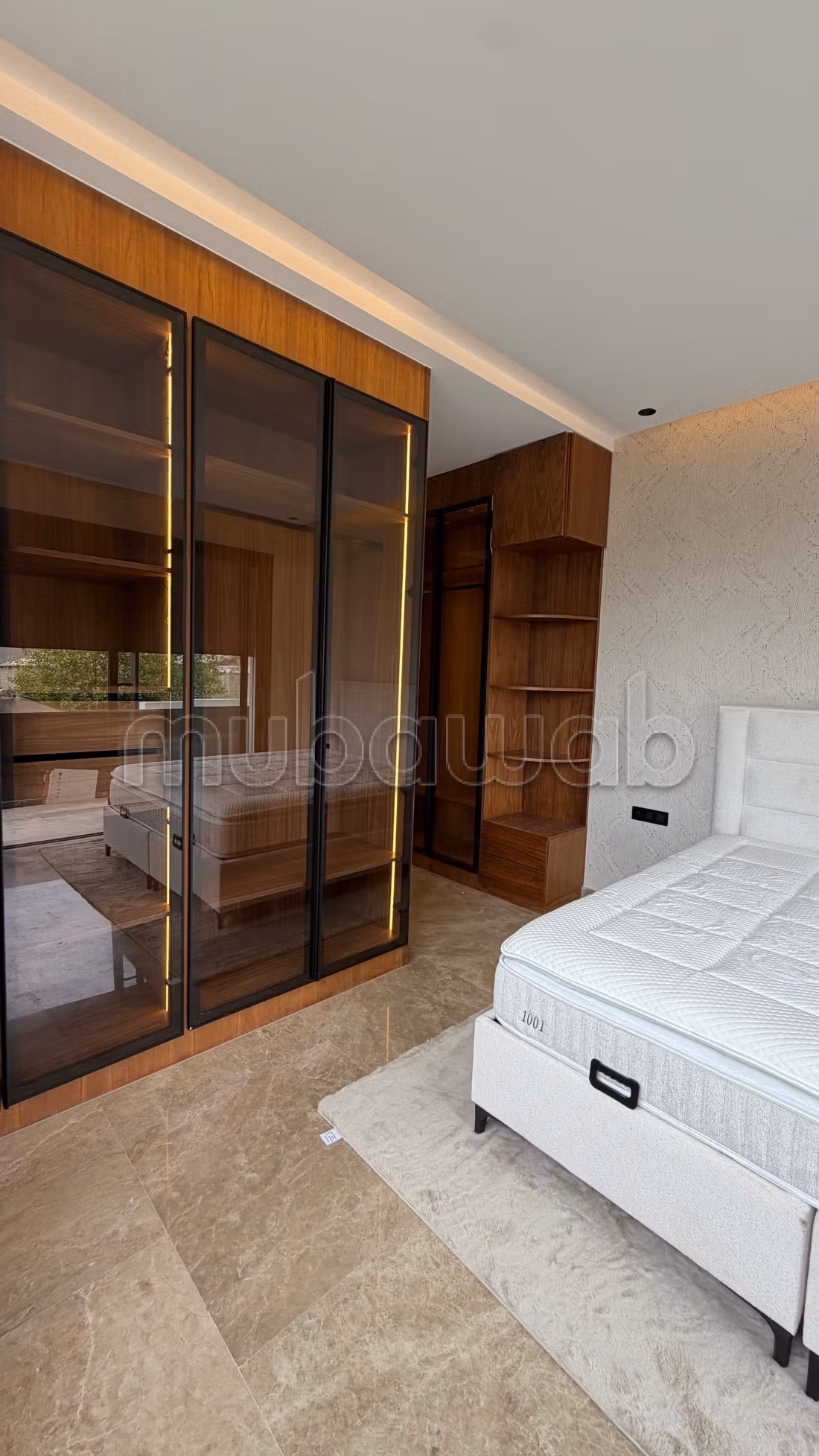 Great apartment for rent in Du Golf. 6 large rooms. Ample storage space