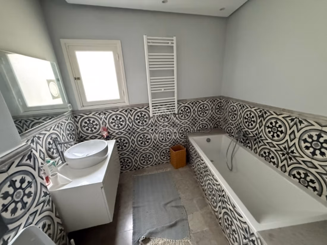 A vendre une villa à Kheireddine de la Goulette
