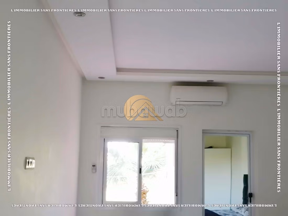 Proprietà in affitto. 3 belle camere da letto. Ammobiliato