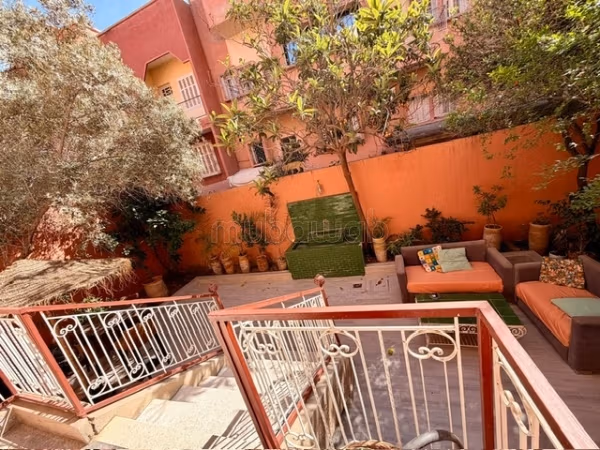 Villa à louer / Raouidat 1
