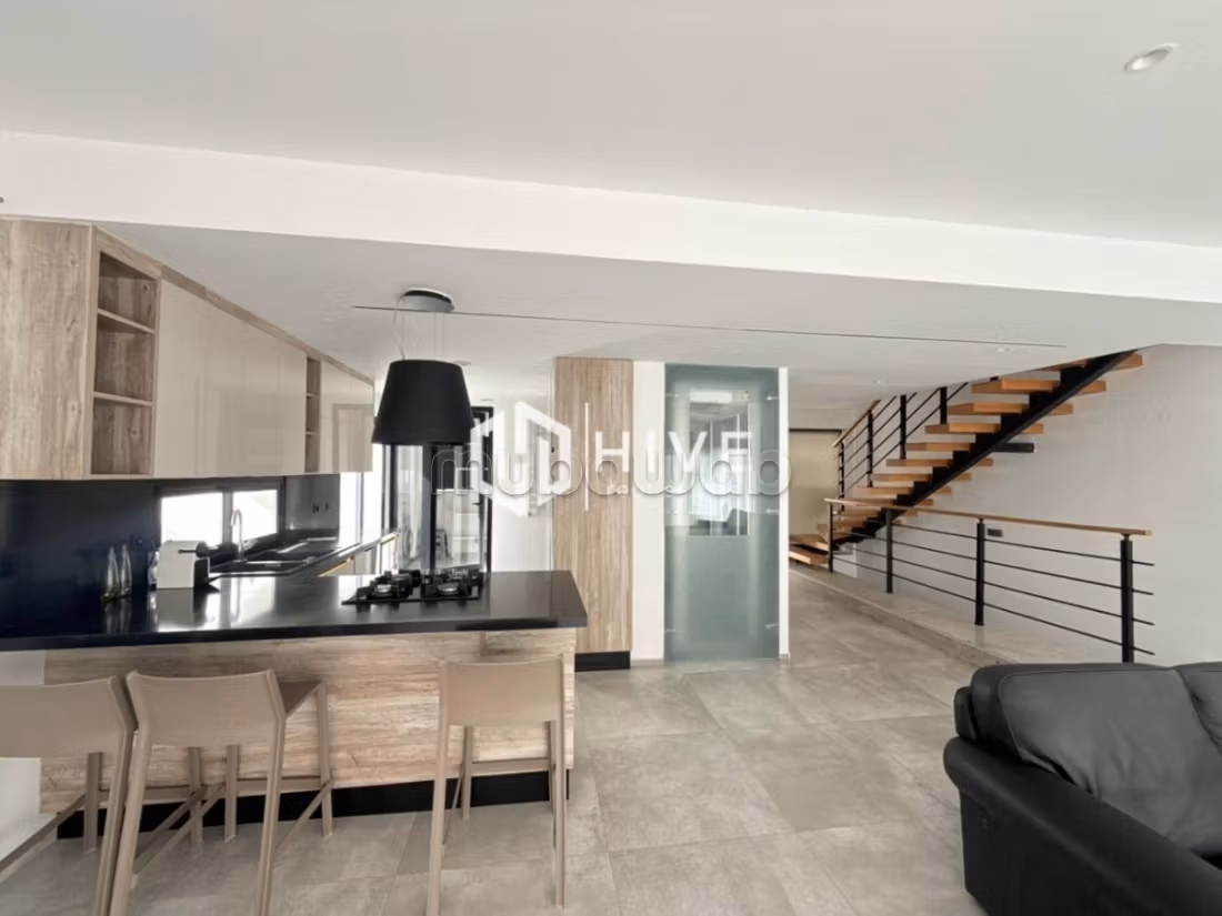 Location triplex in Gammarth
