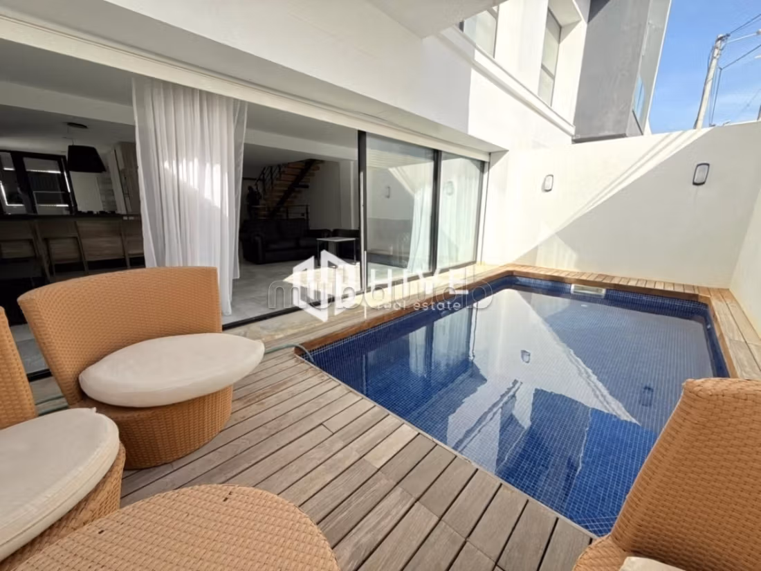 Location triplex in Gammarth