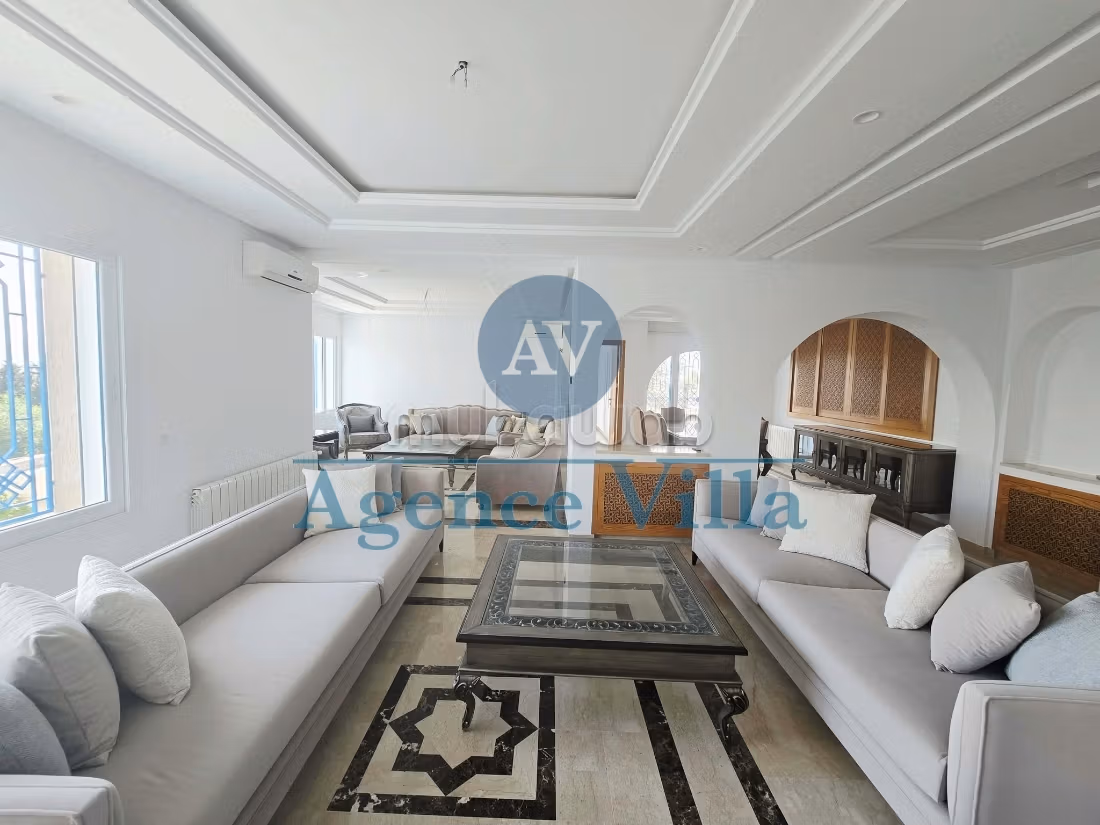 Villa di Prestigio a Gammarth Superiore