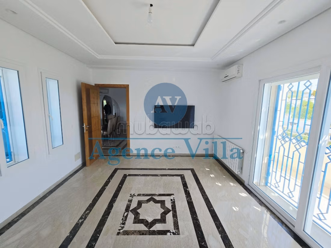 Villa di Prestigio a Gammarth Superiore