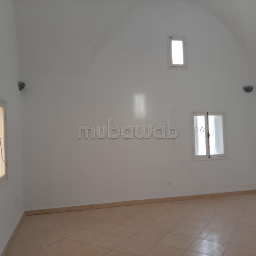 Location annuelle belle maison S3 à Houmtsouk