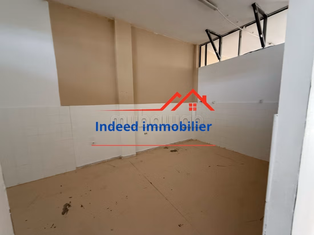 Depot for rent La Soukra
