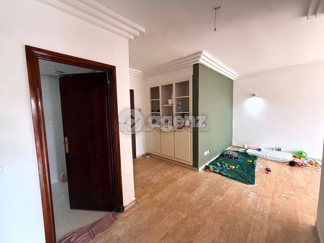 Appartement 96 m² à Camp Al Ghoul — 11